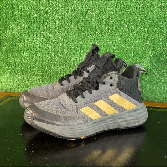 Adidas OWNTHEGAME Gray Black Gold GZ3381 Preschool Boys Size 2Y - Picture 3 of 6